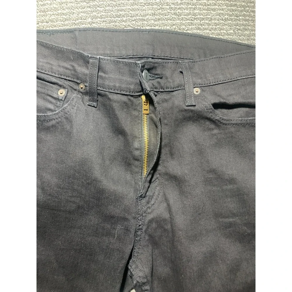 Levis this pair
